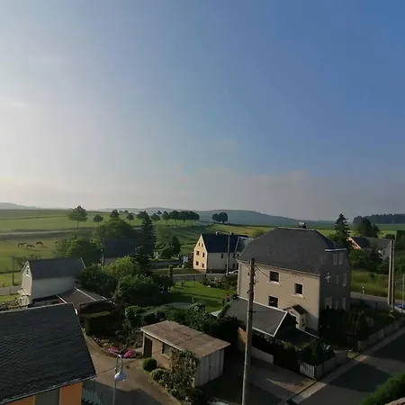 Schoene Aussicht *